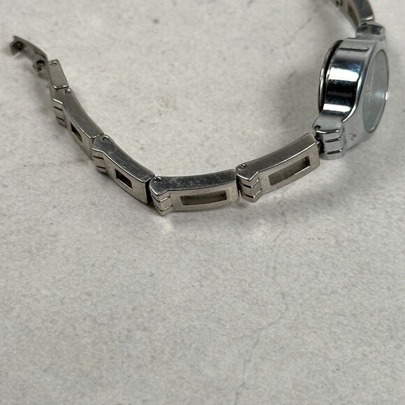 Timex Watch Womens 18mm Oval Blue MOP Dial Silver Tone 5.5" Quartz New Battery - Picture 5 of 12